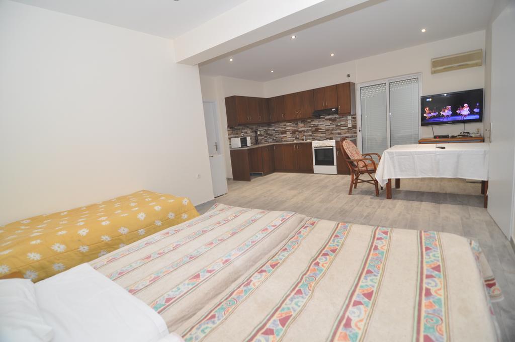 Hollywood Suites Tigaki Kültér fotó
